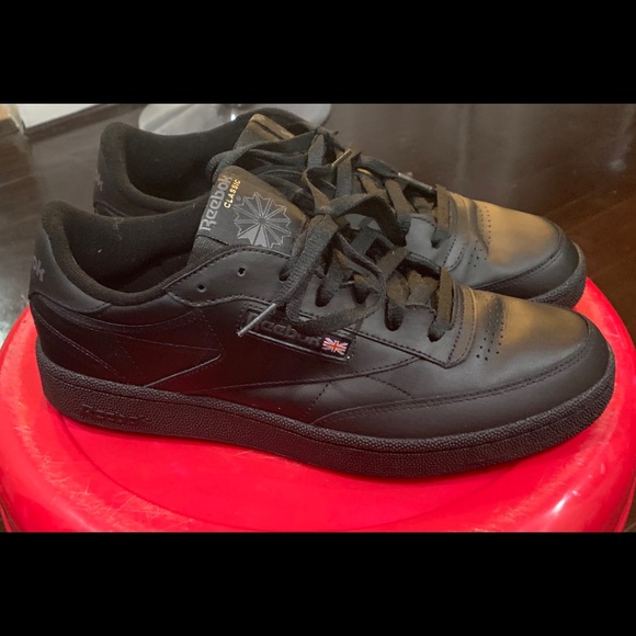 Men’s Reebok Classic - Picture 2 of 7